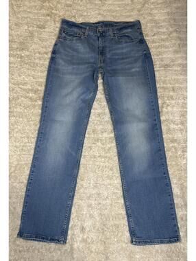 Levi's 514 classic medium wash Straight Fit denim jeans Size 34x32